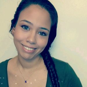 Meet your Posher, Kennethia